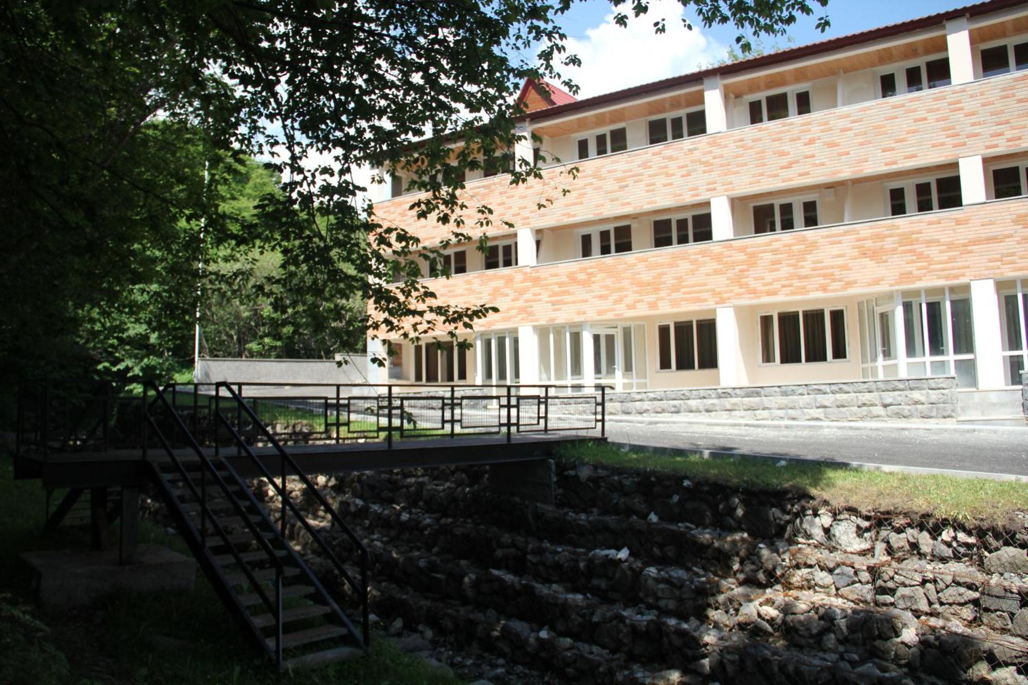 Tsaghkahovit Hotel Tsaghkadzor Dış mekan fotoğraf