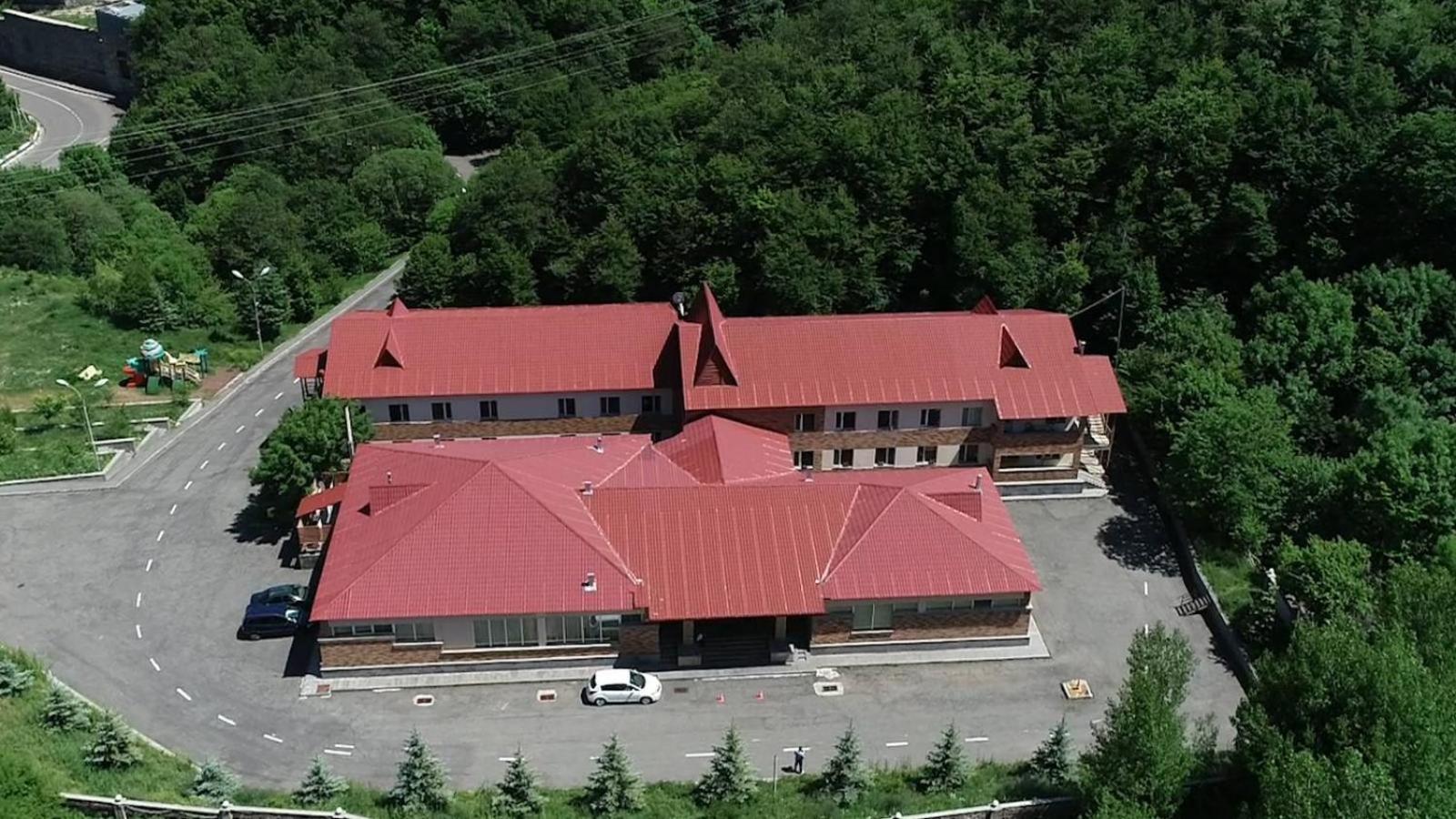Tsaghkahovit Hotel Tsaghkadzor Dış mekan fotoğraf