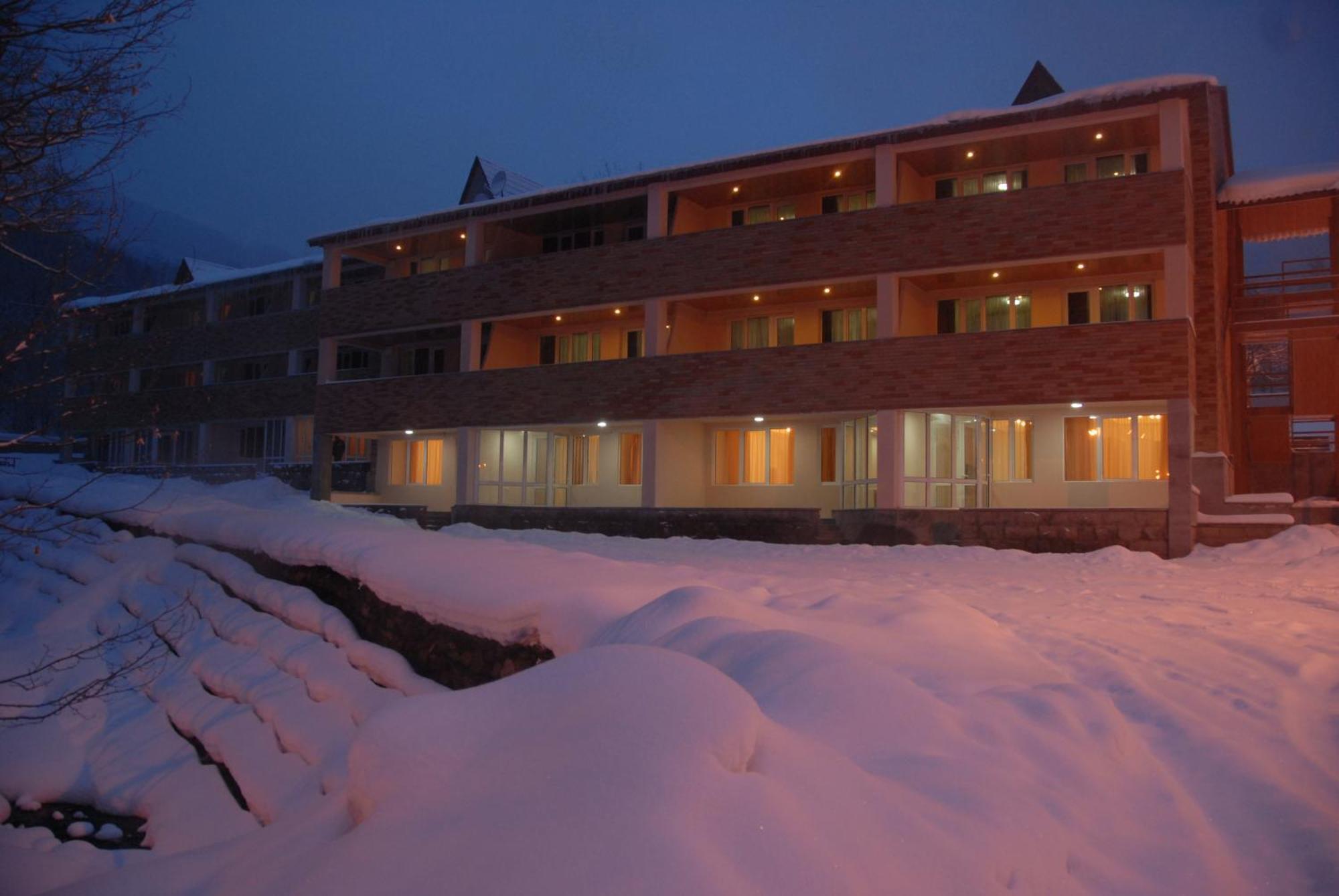 Tsaghkahovit Hotel Tsaghkadzor Dış mekan fotoğraf